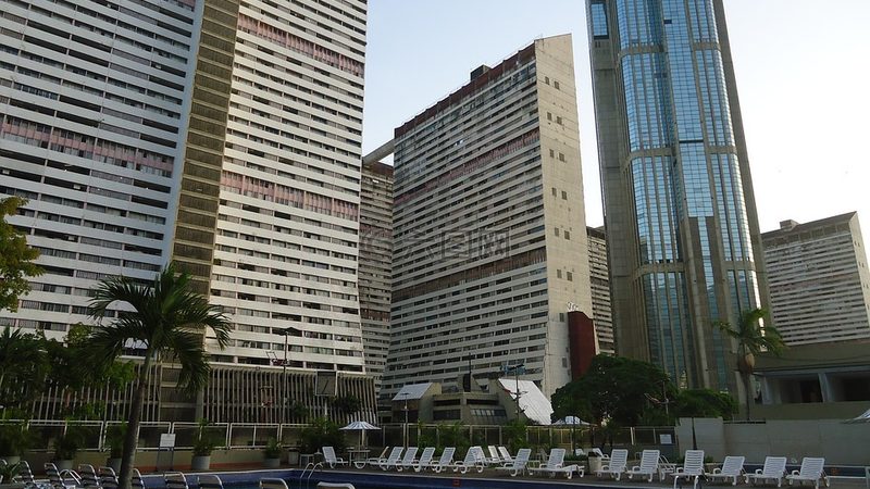 地中海邮轮旅行，如何打造你的时尚穿搭清单？**